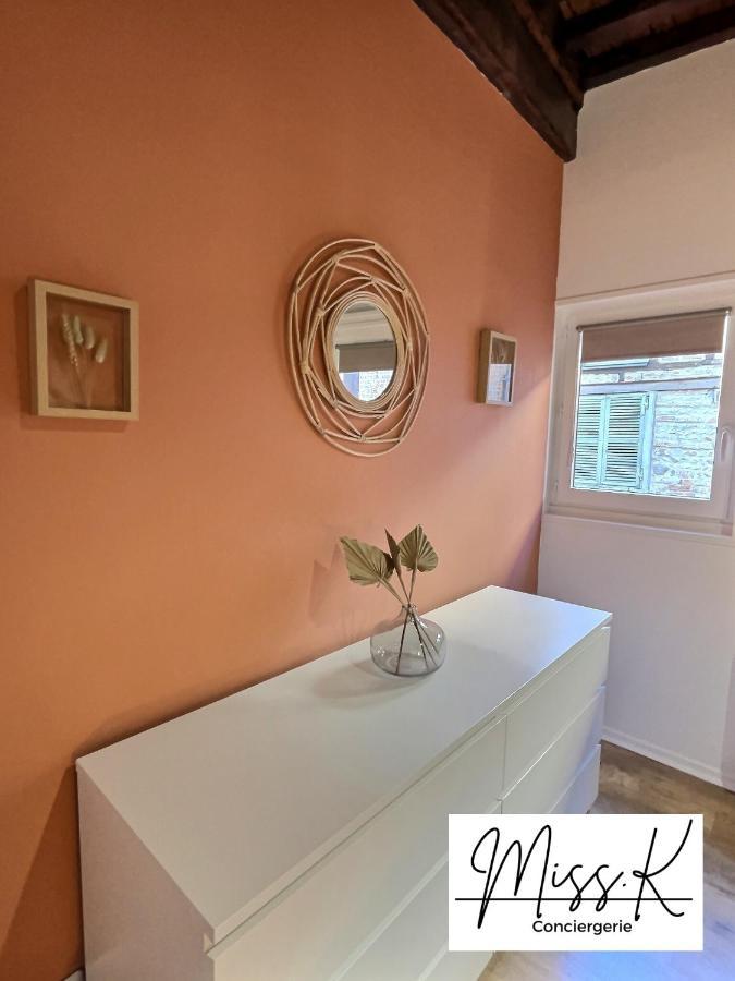 Apartament "La Fenetre Sur Le Marche" De Miss.K Conciergerie Châtillon-sur-Chalaronne Zewnętrze zdjęcie